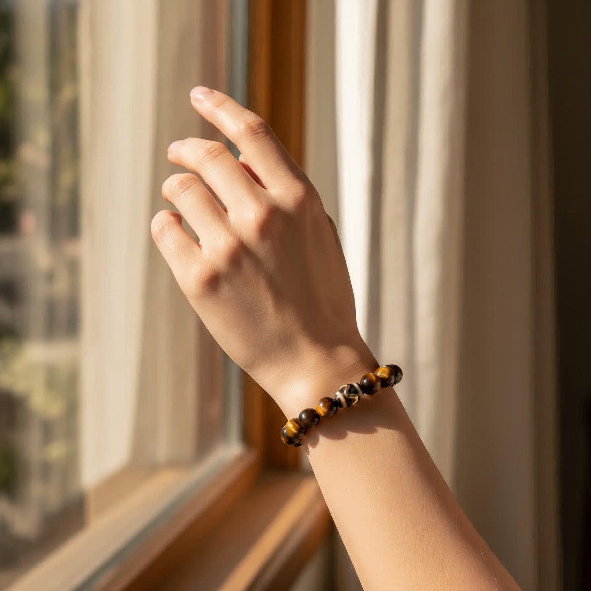 Kailash Tiger’s Eye Dzi Bracelet - JWPatronus